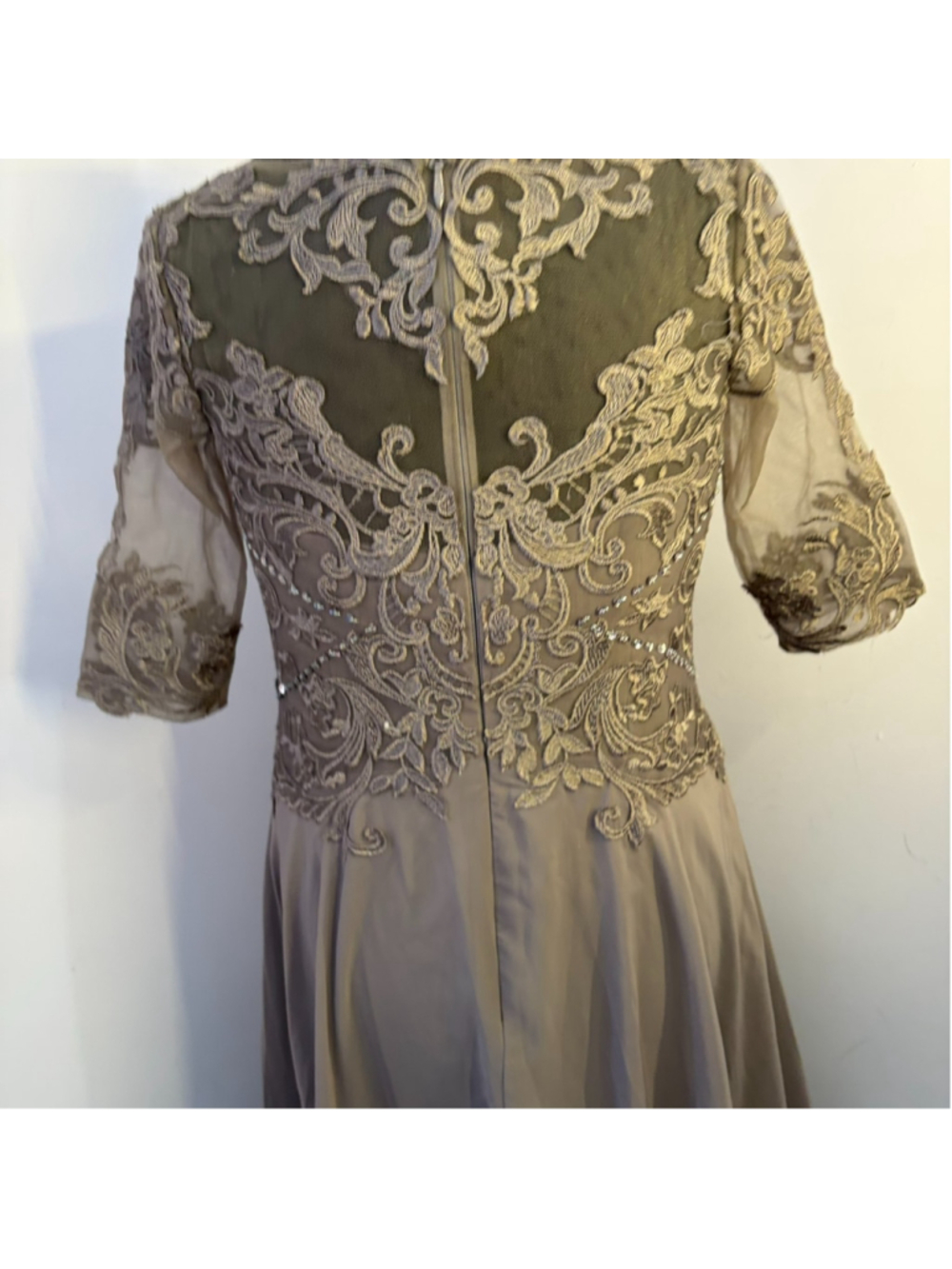 Evening/Formal Zuzana Dress (JJs House) Size 14 - Picture 10 of 16